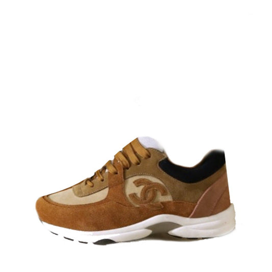 CHL Sneakers Run Away