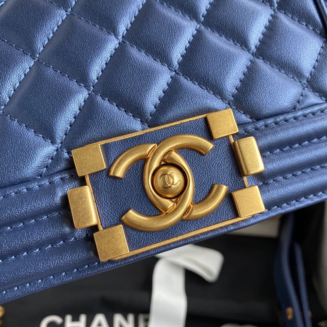 Chl Bag 2 Sizes