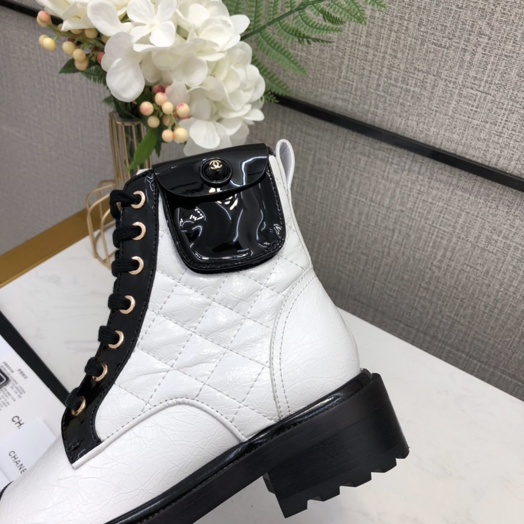 Chl Boots Black White