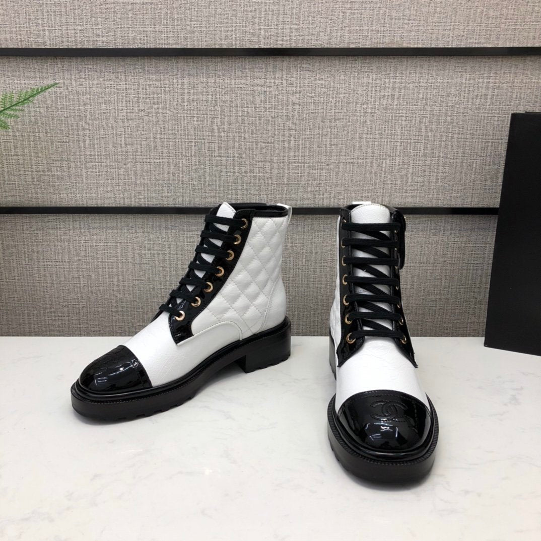 Chl Boots Black White