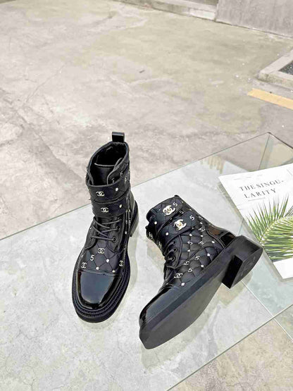 CHL  Boots Low  logo