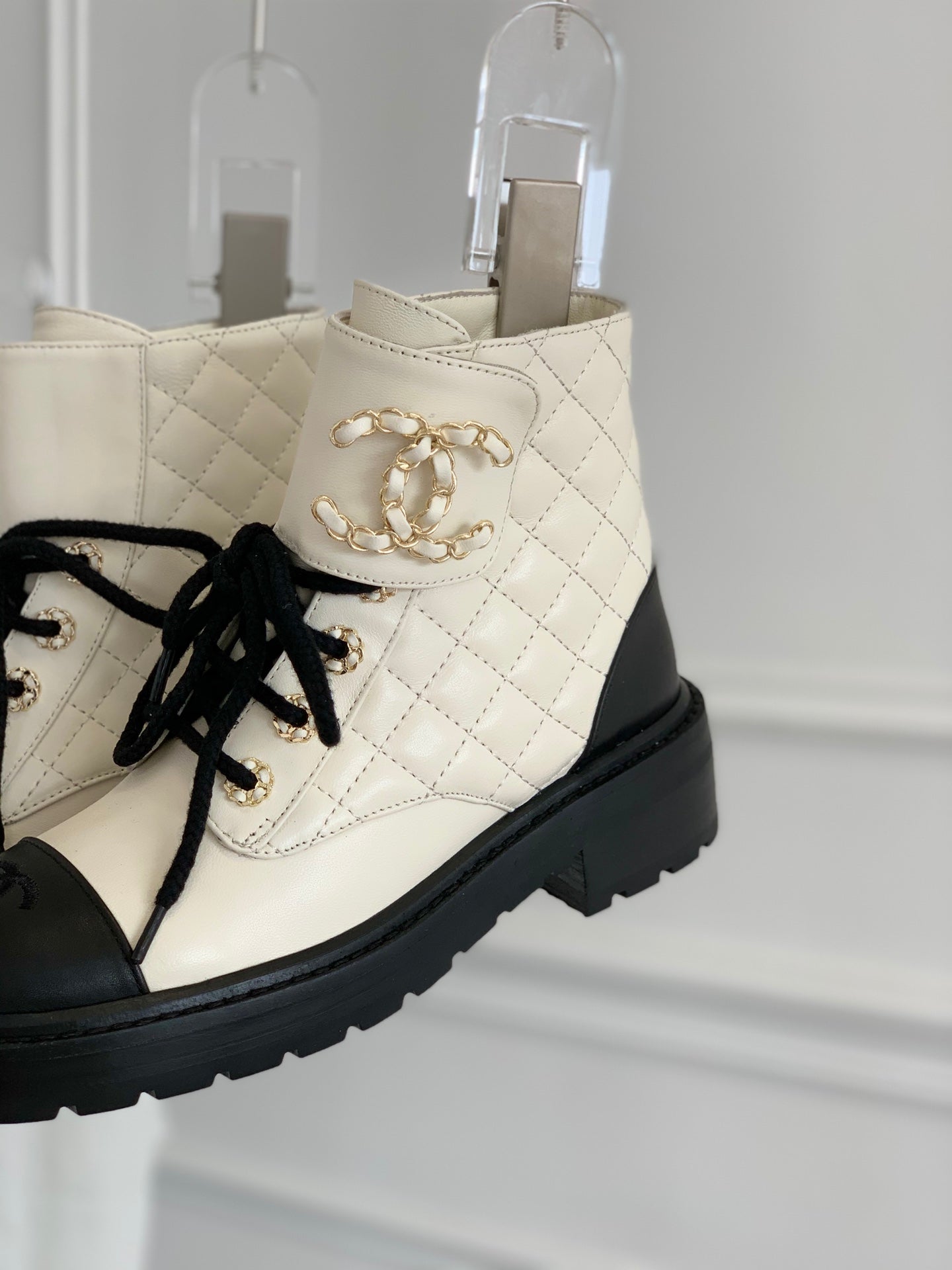 CHL  Boots 2 Color 's