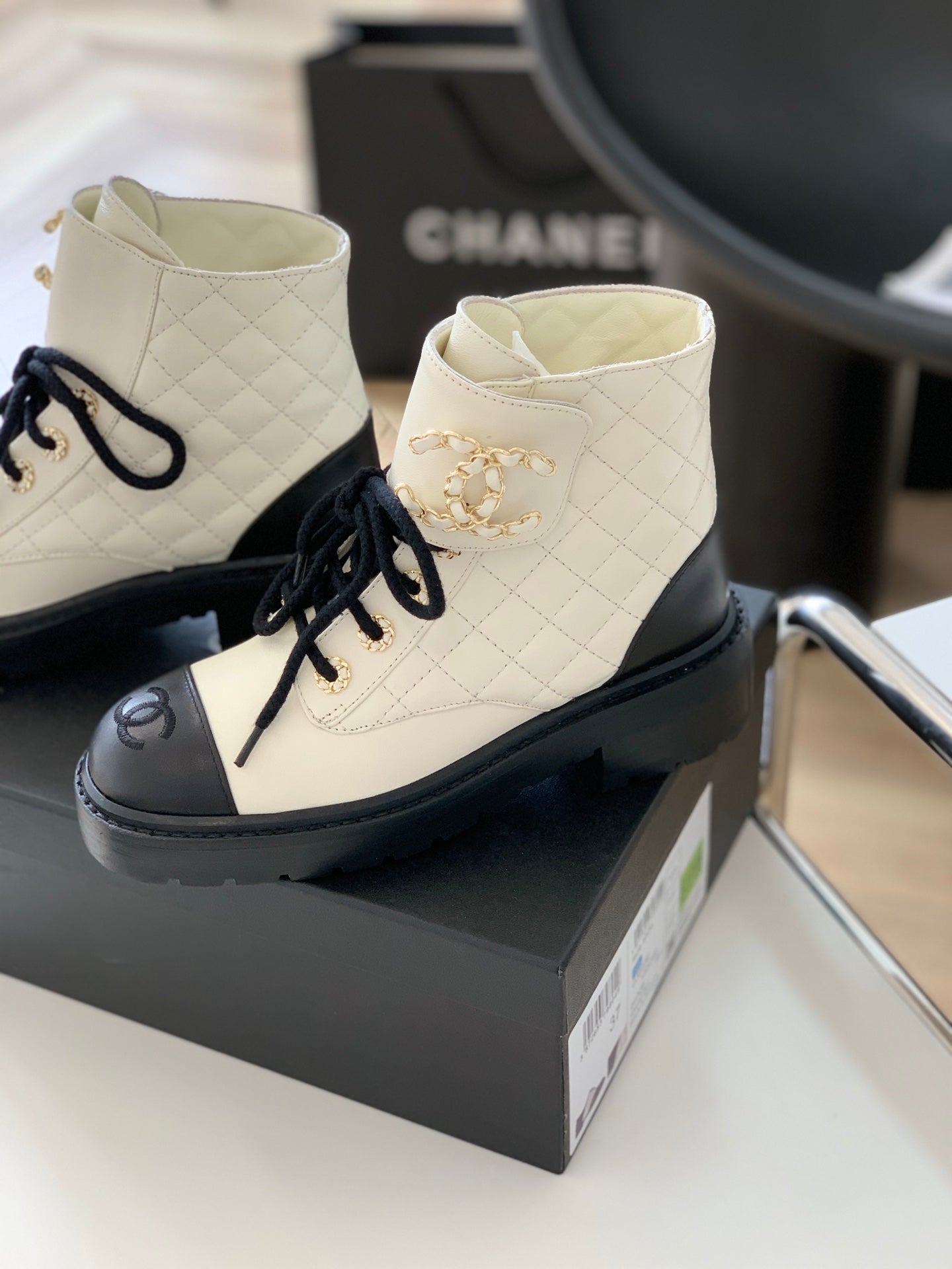 CHL  Boots 2 Color 's