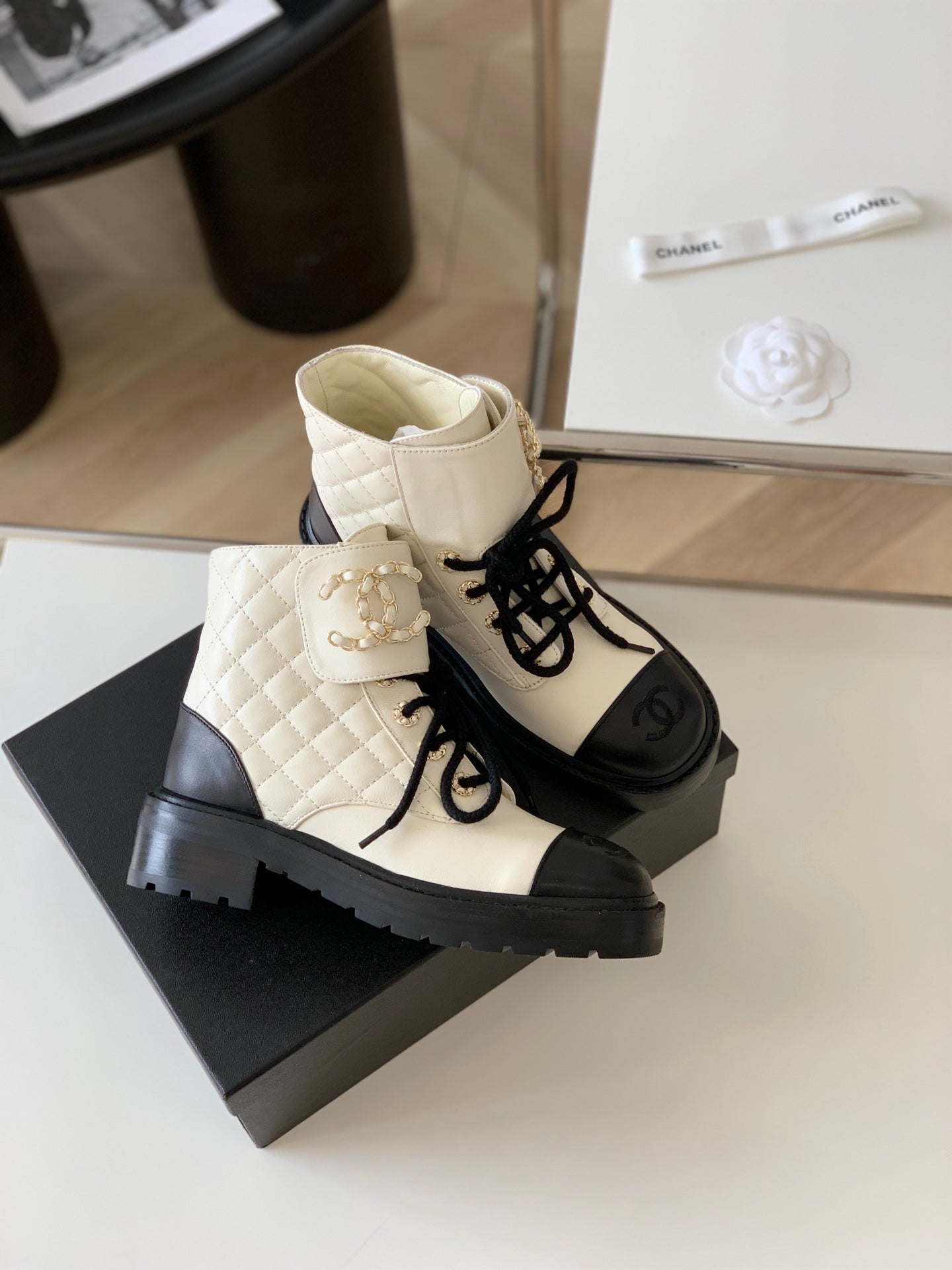 CHL  Boots 2 Color 's