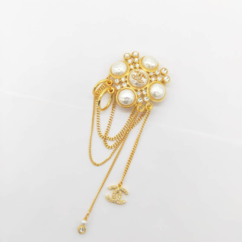 CHL Brooch