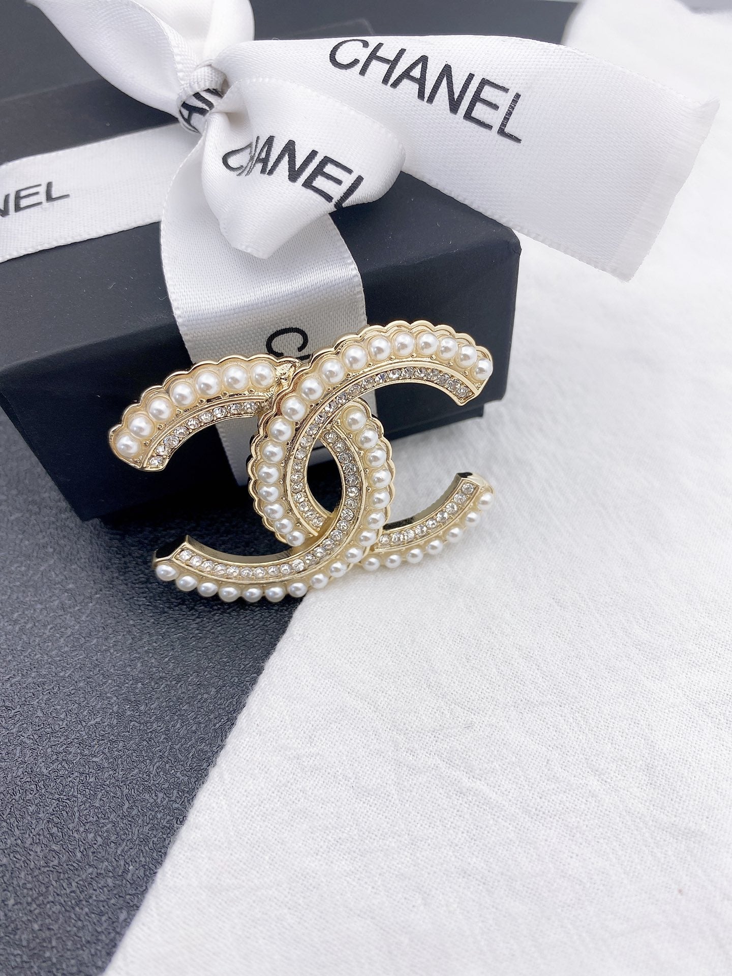 CHL Brooch