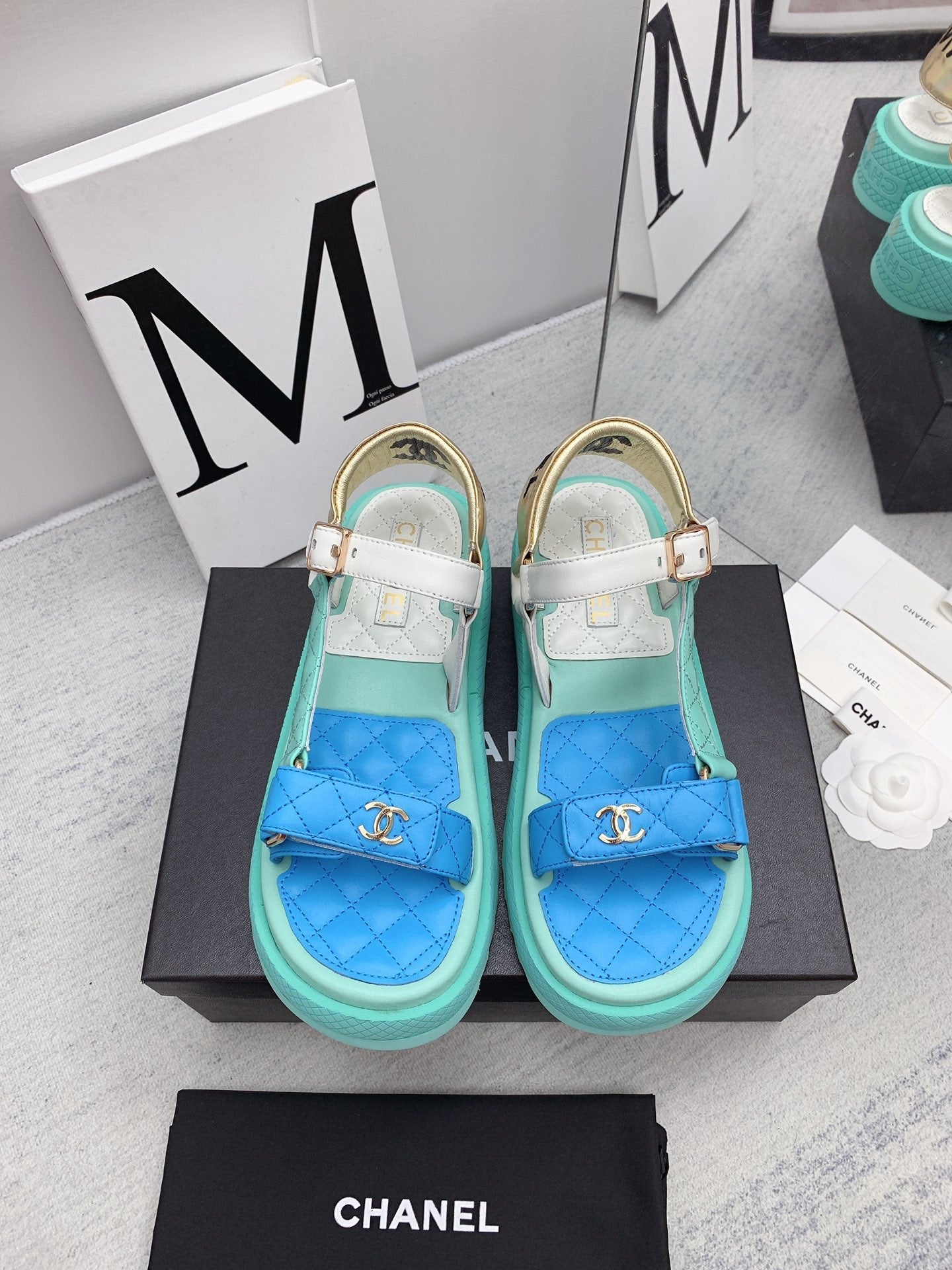 CHL Sandals 3 Color 's