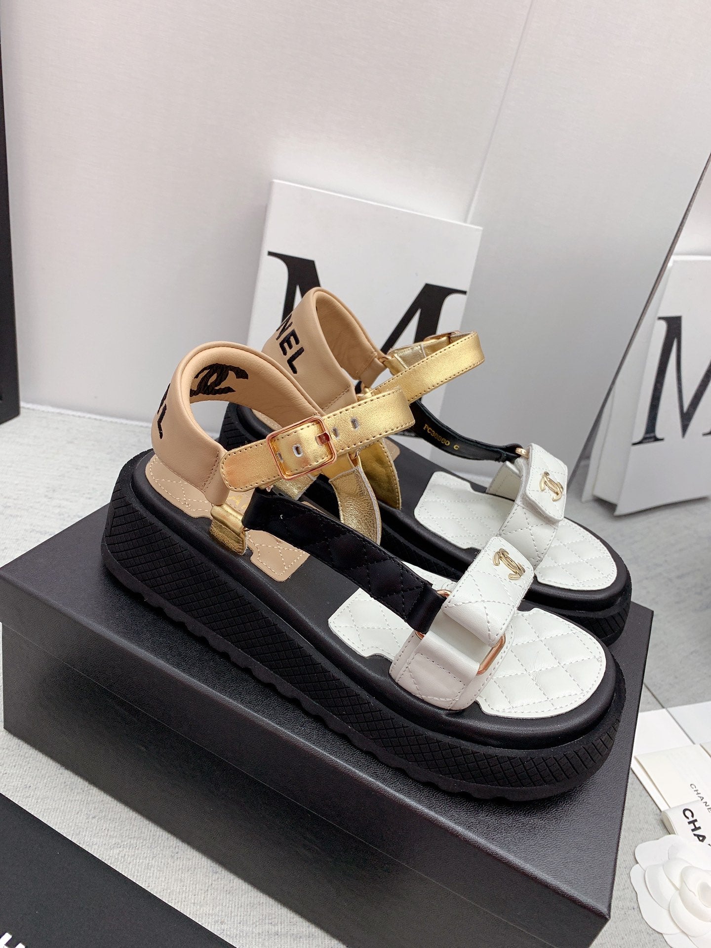 CHL Sandals 3 Color 's