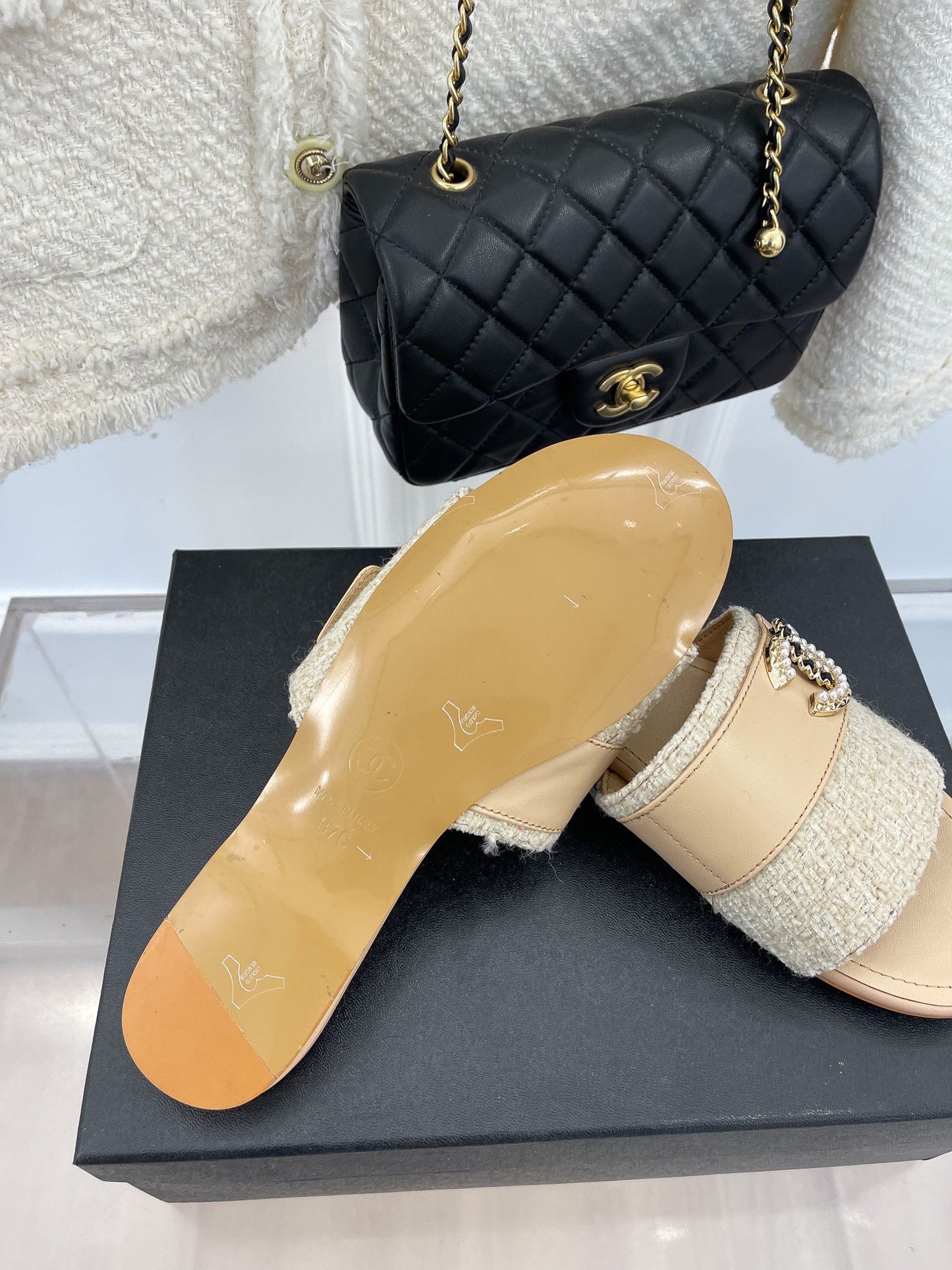 CHL  Slippers 2 Color 's