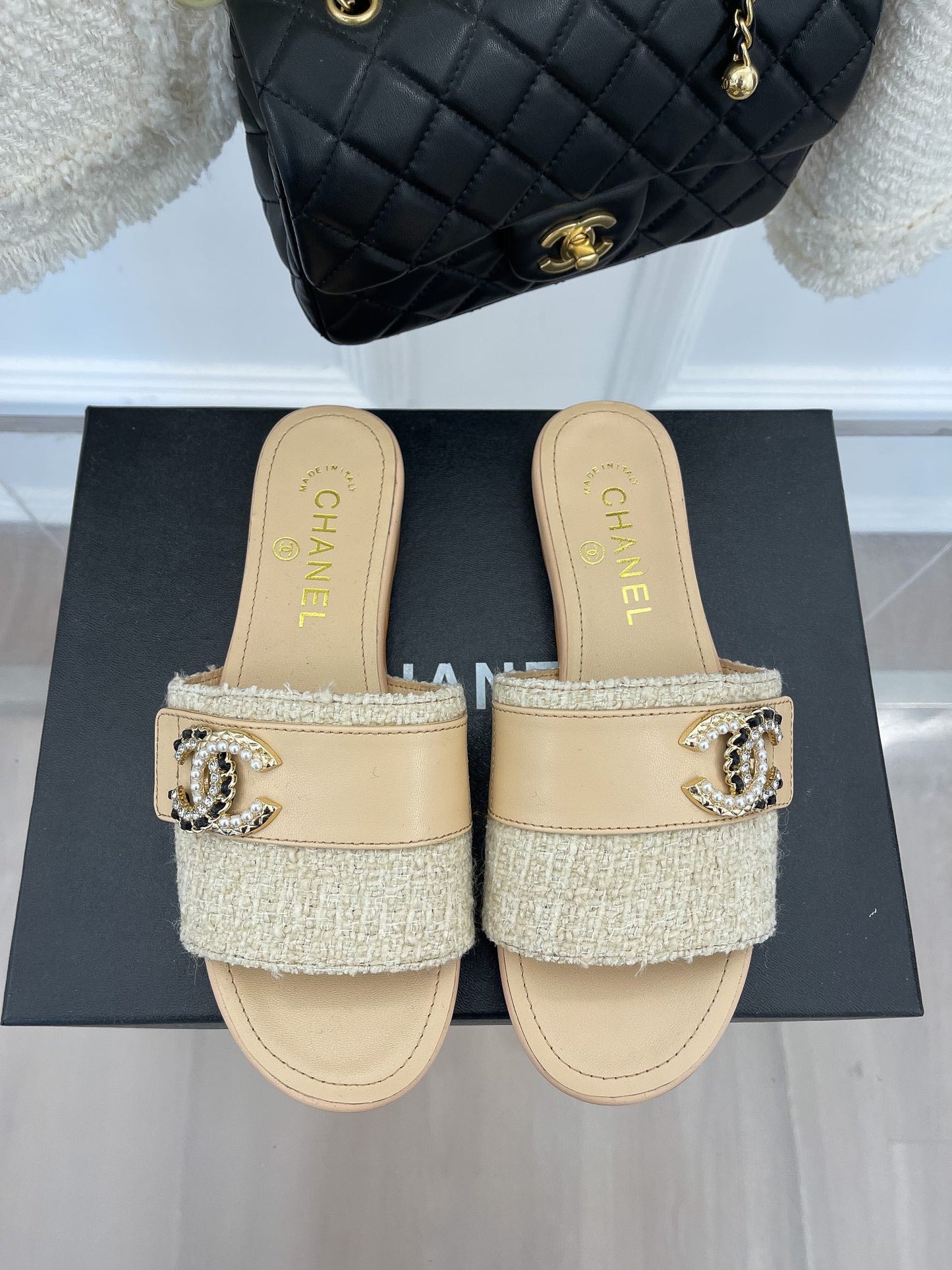 CHL  Slippers 2 Color 's