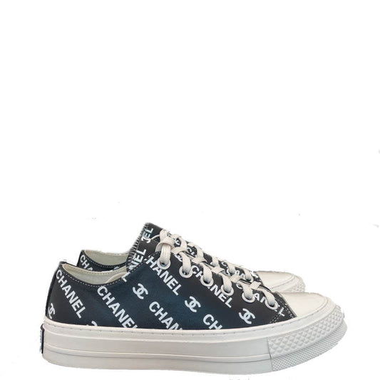 CHL  vs Convers Sneakers  2 Color 's