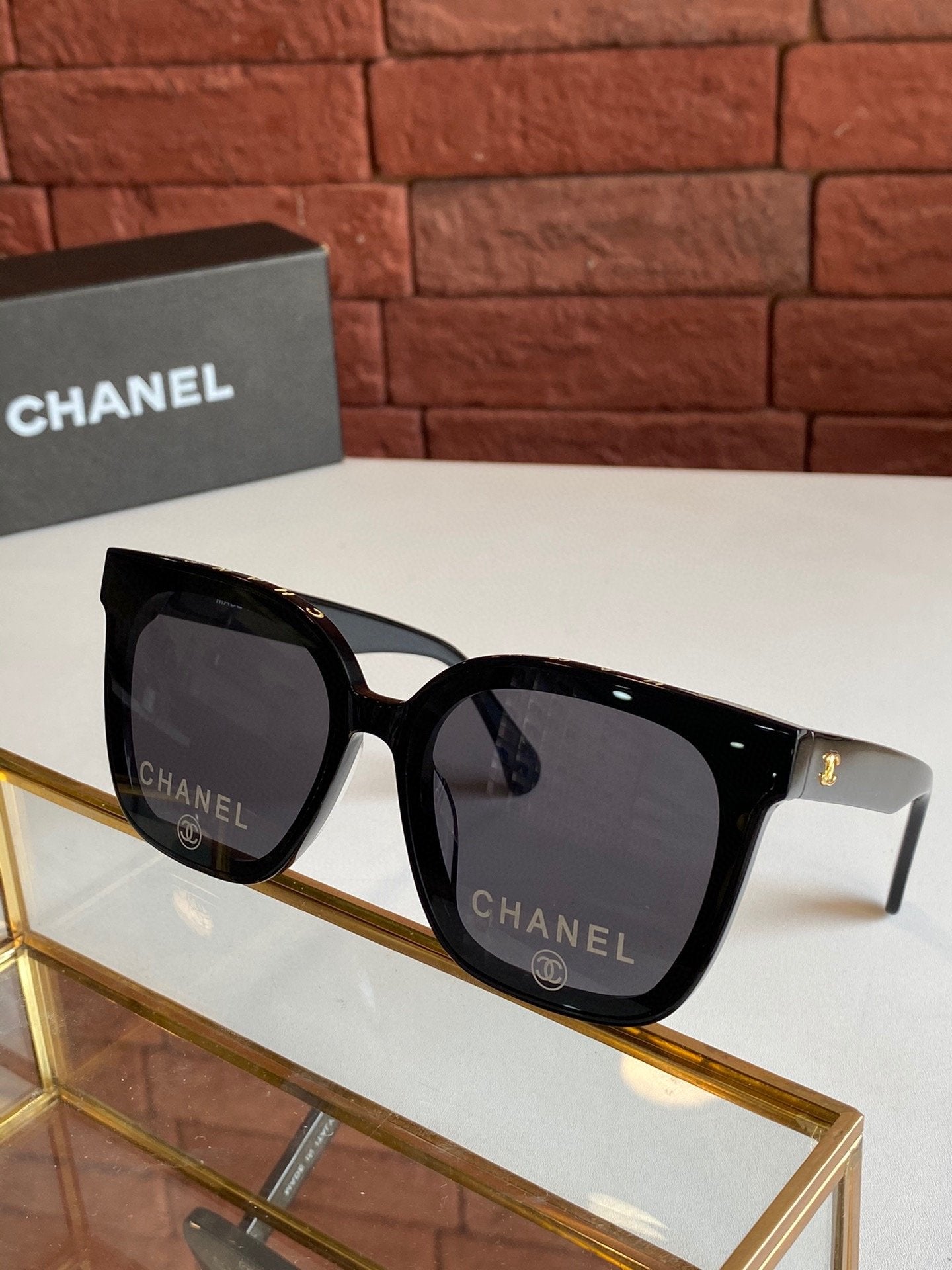 CHL Sunglasses 2 Colors
