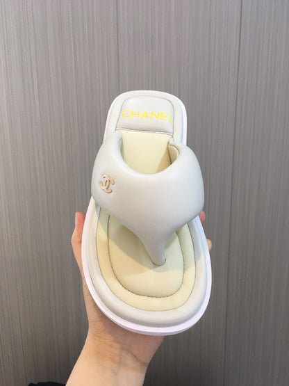 CHL  Slippers  3 color 's