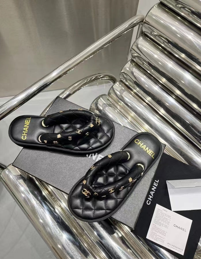 CHL  Slippers 2 Color 's