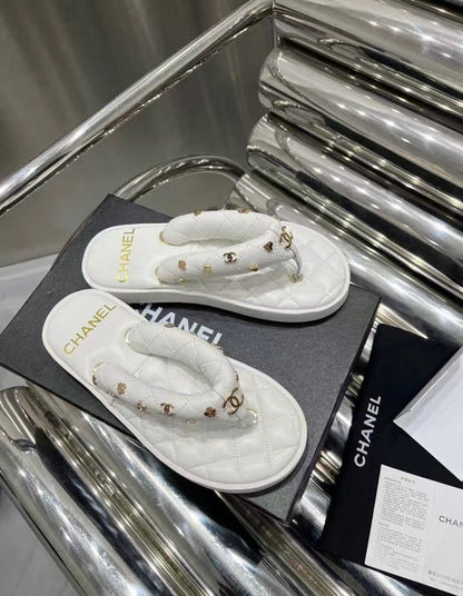 CHL  Slippers 2 Color 's