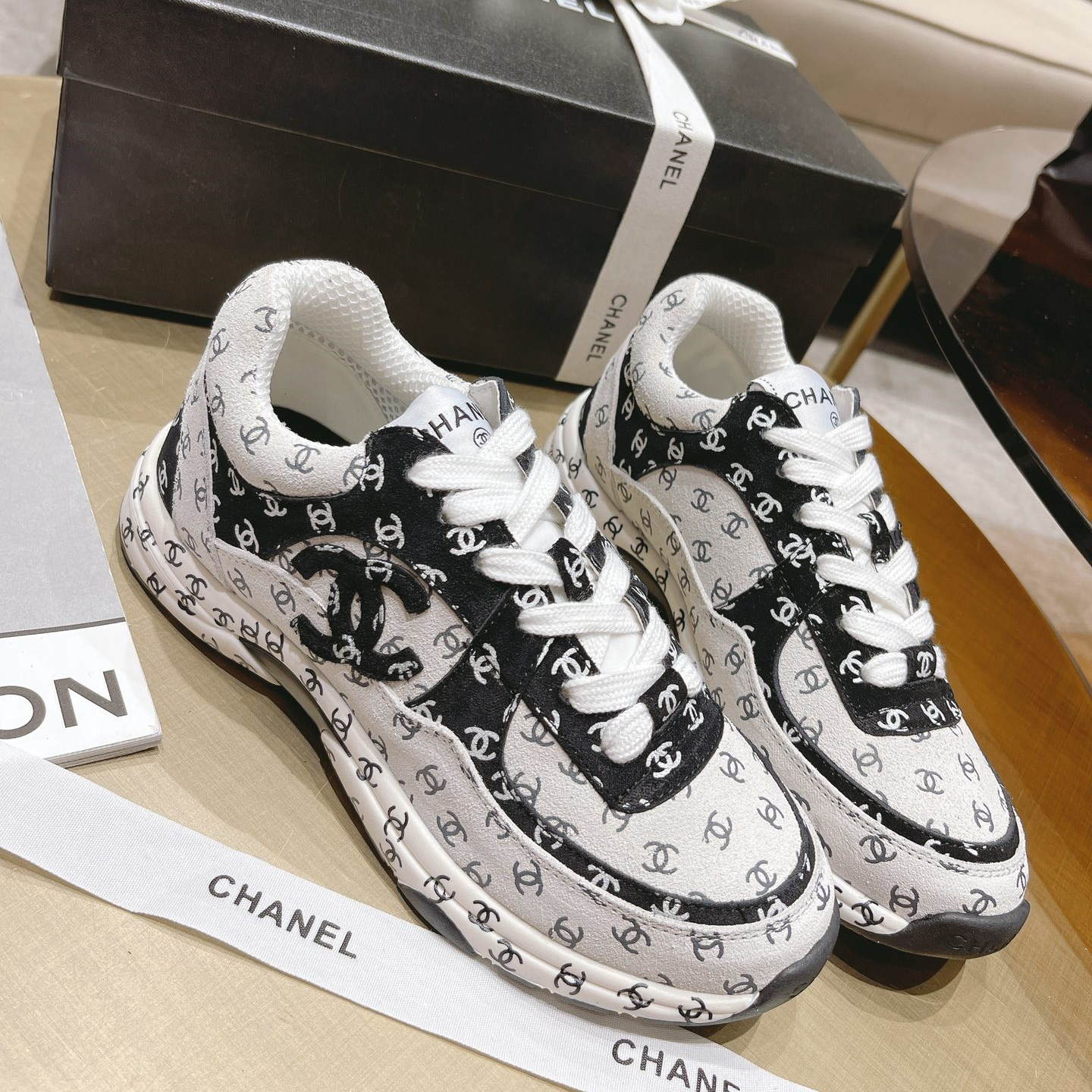 CHL Sneakers  2 Color 's