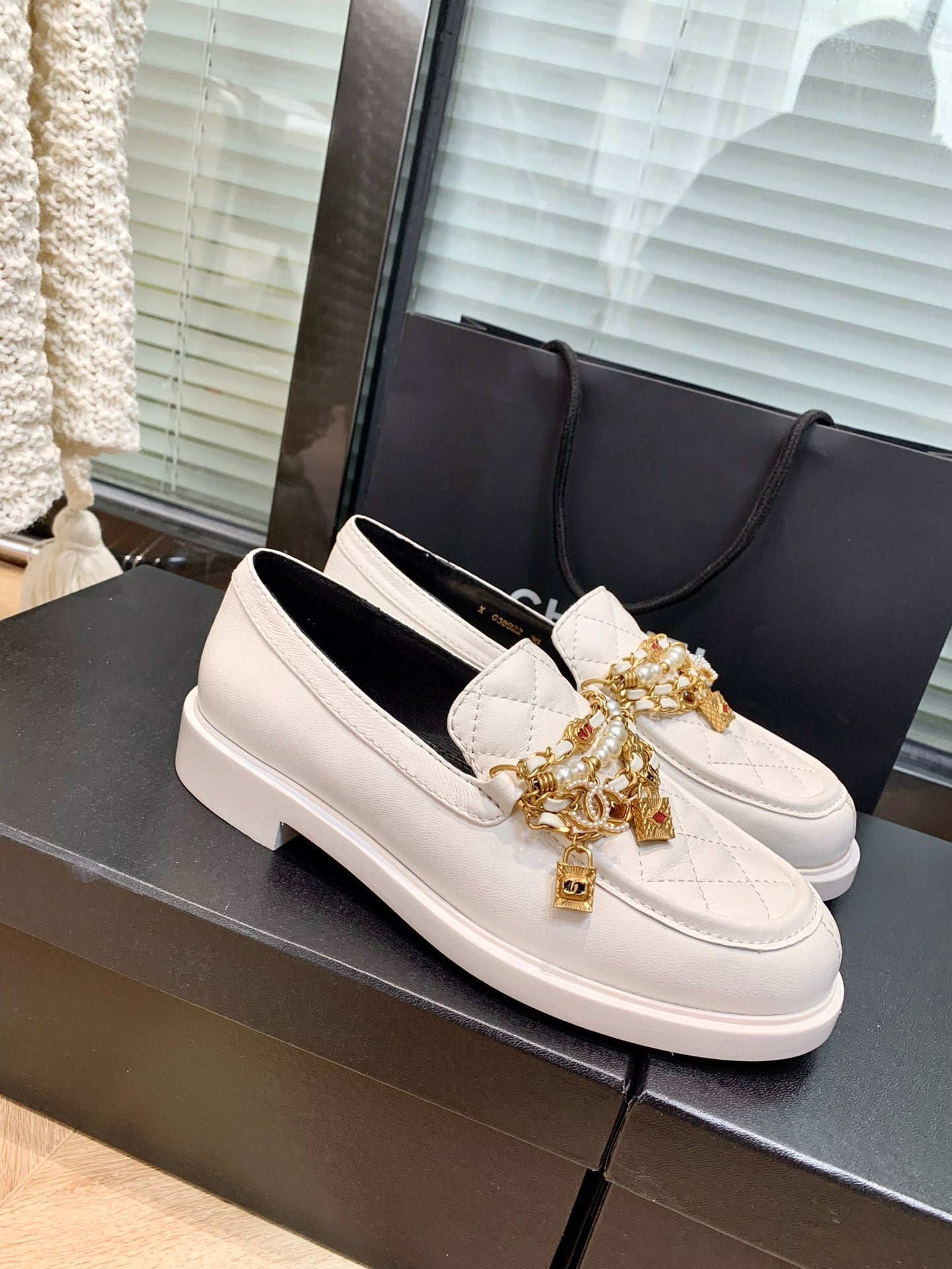 CHL  Shoes   2 Color 's