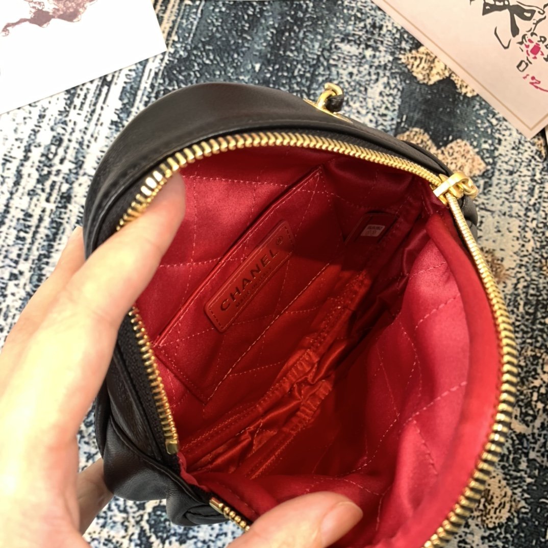CHL Bag Black 20 cm