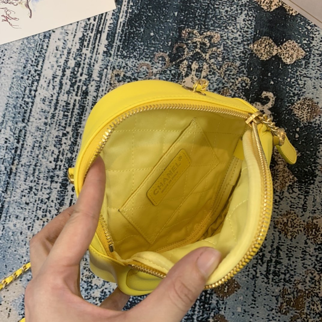 CHL Bag Yellow 20 cm