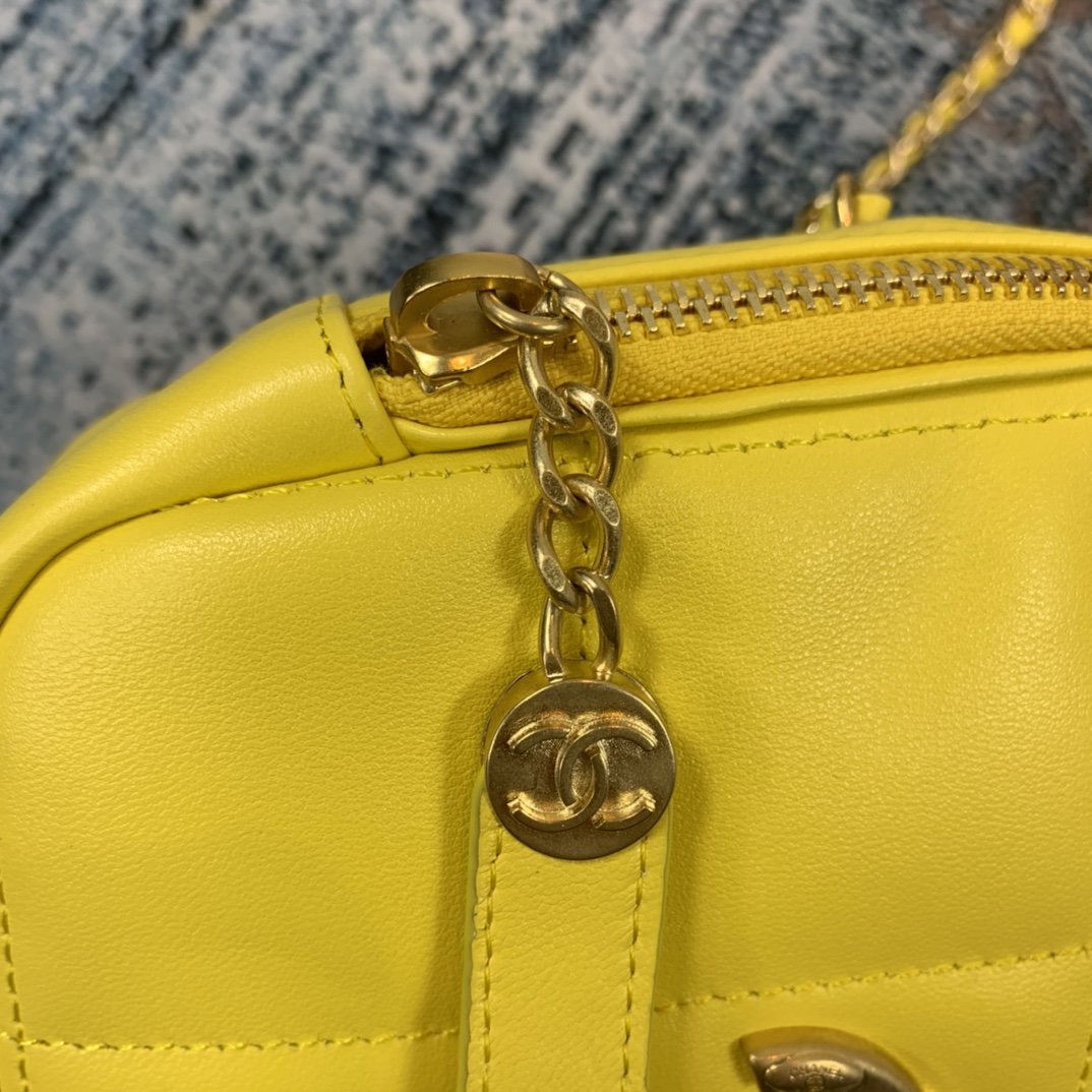 CHL Bag Yellow 20 cm