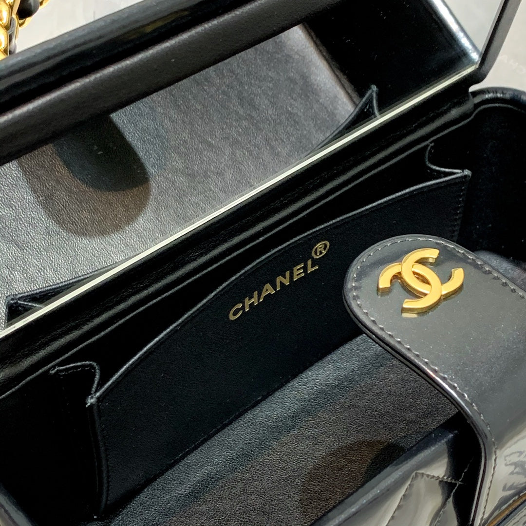 CHL  Bag Black Cosmetic