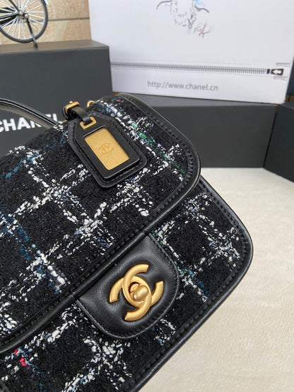 CHL  Bag Tweed  Small 20 cm