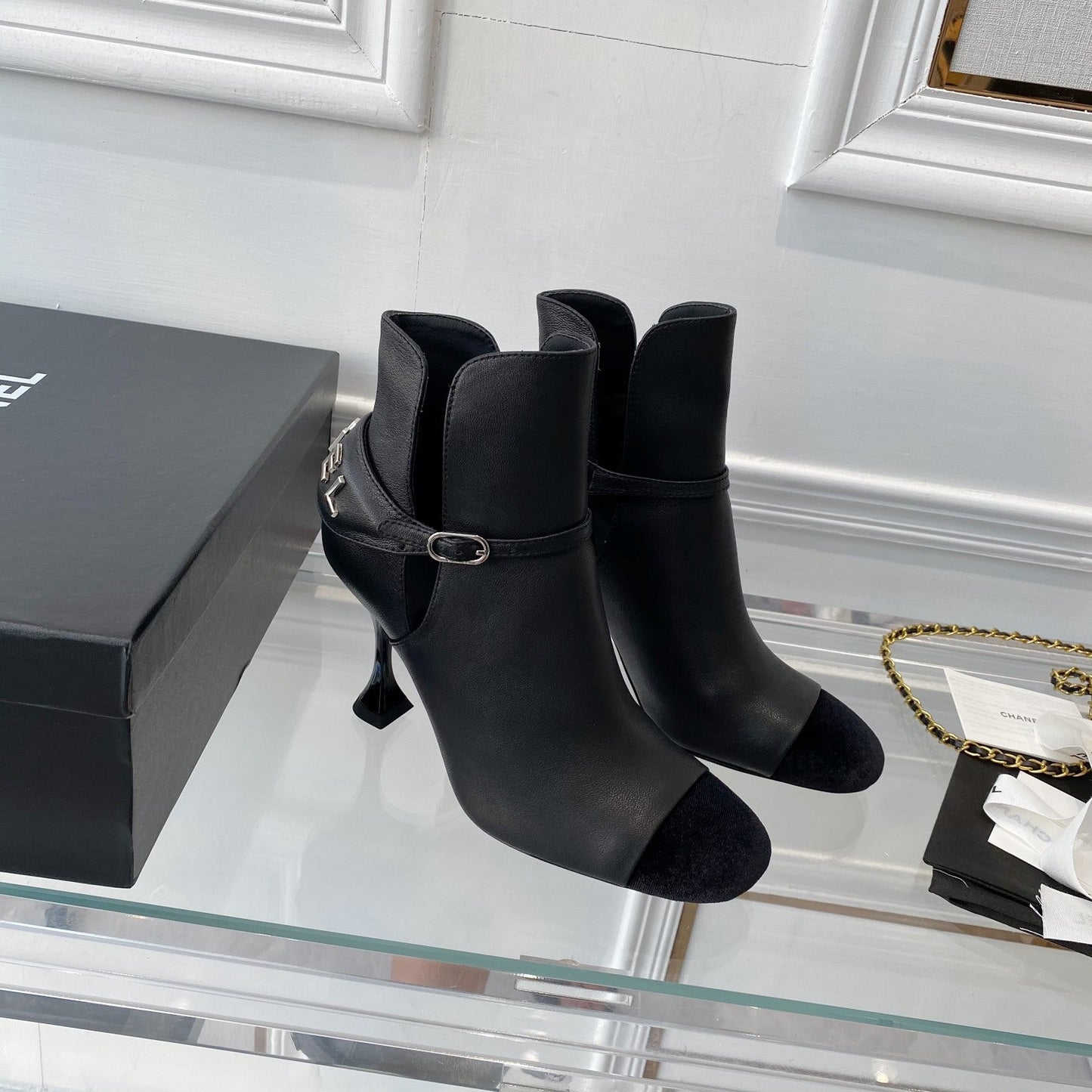 CHL  Boots Short
