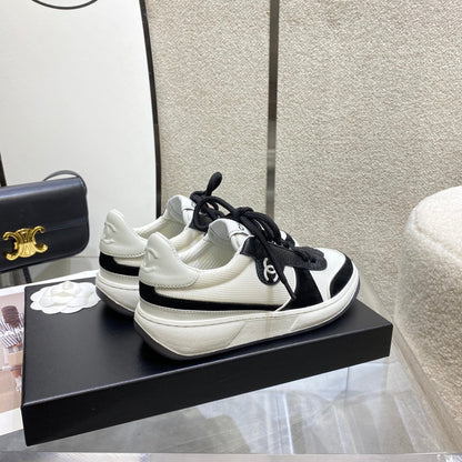 CHL  Sneakers