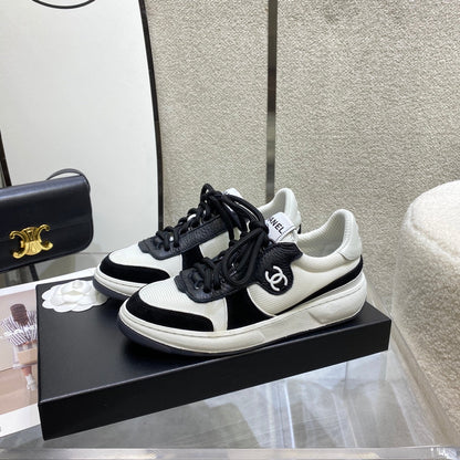 CHL  Sneakers