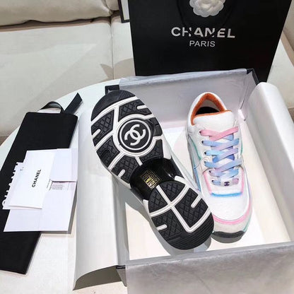 CHL Sneakers Run Away