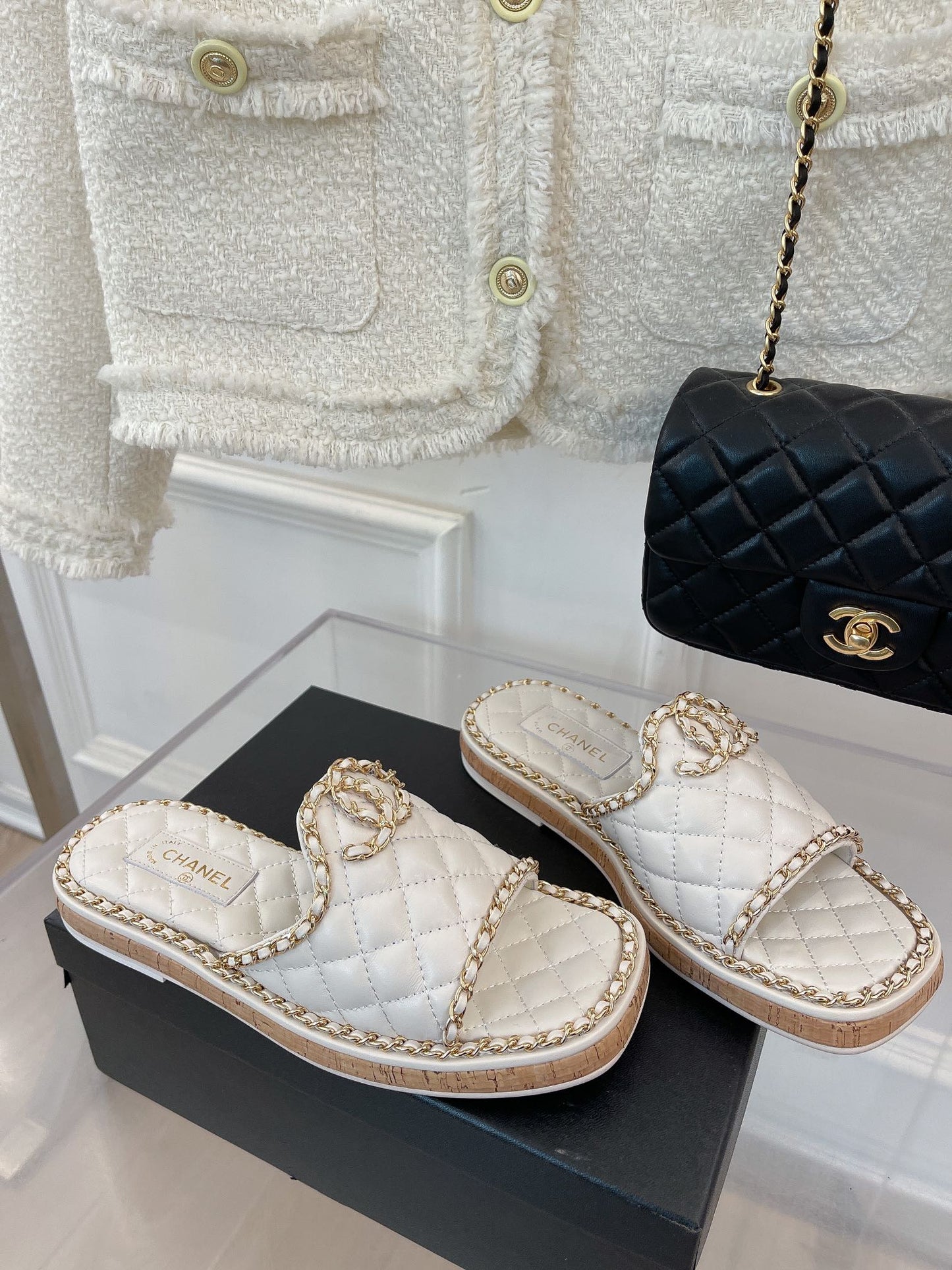 CHL  Slippers  Chain 2 Color 's