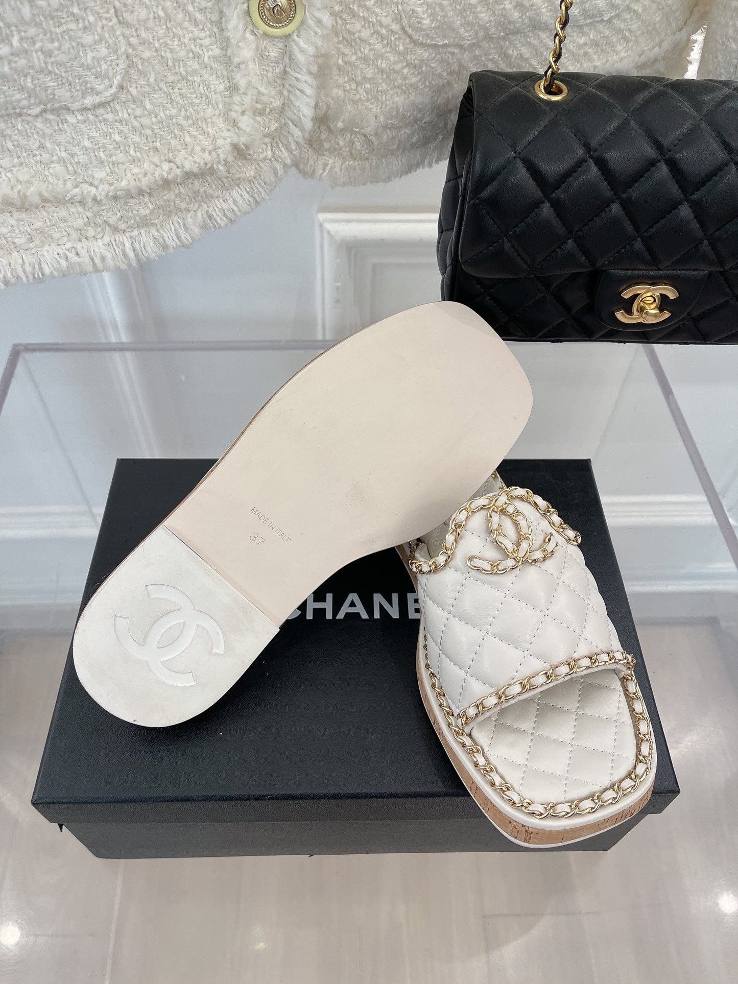 CHL  Slippers  Chain 2 Color 's