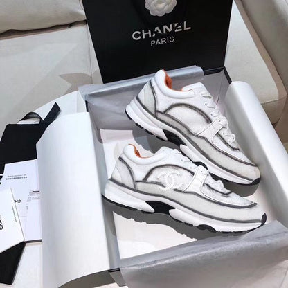 CHL Sneakers Run Away