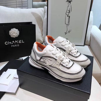 CHL Sneakers Run Away
