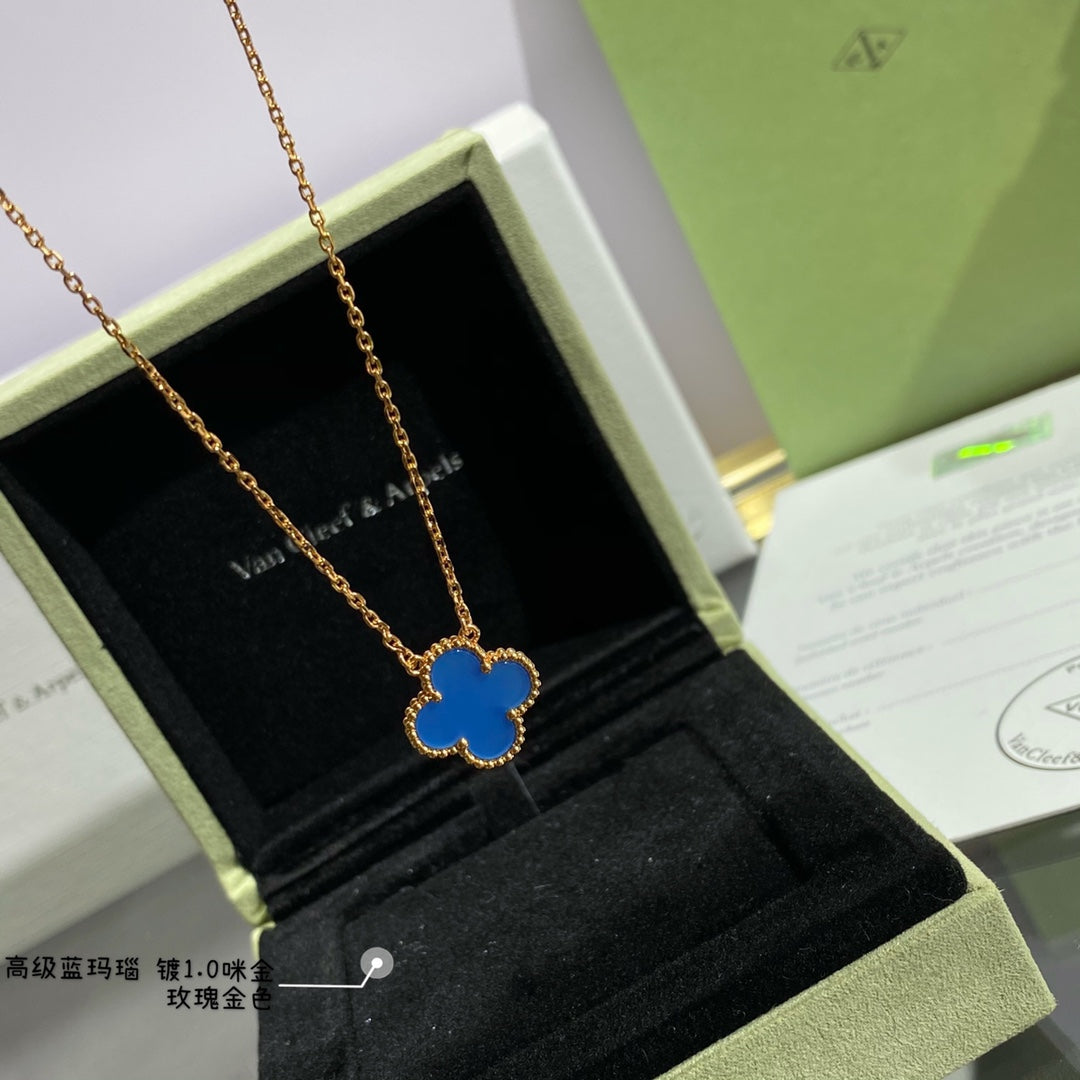 VAN C & A  Necklace pendant 11 Color's