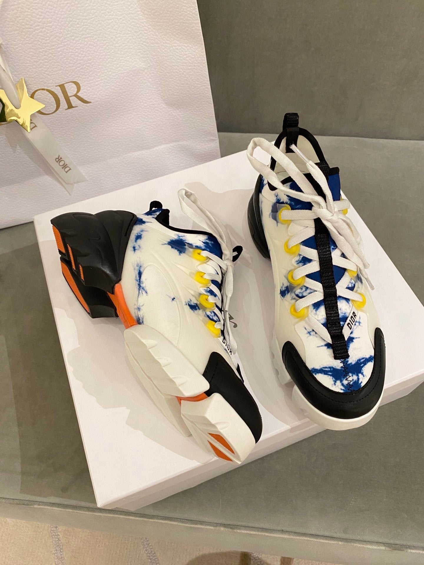CHD Sneakers  D - Connect