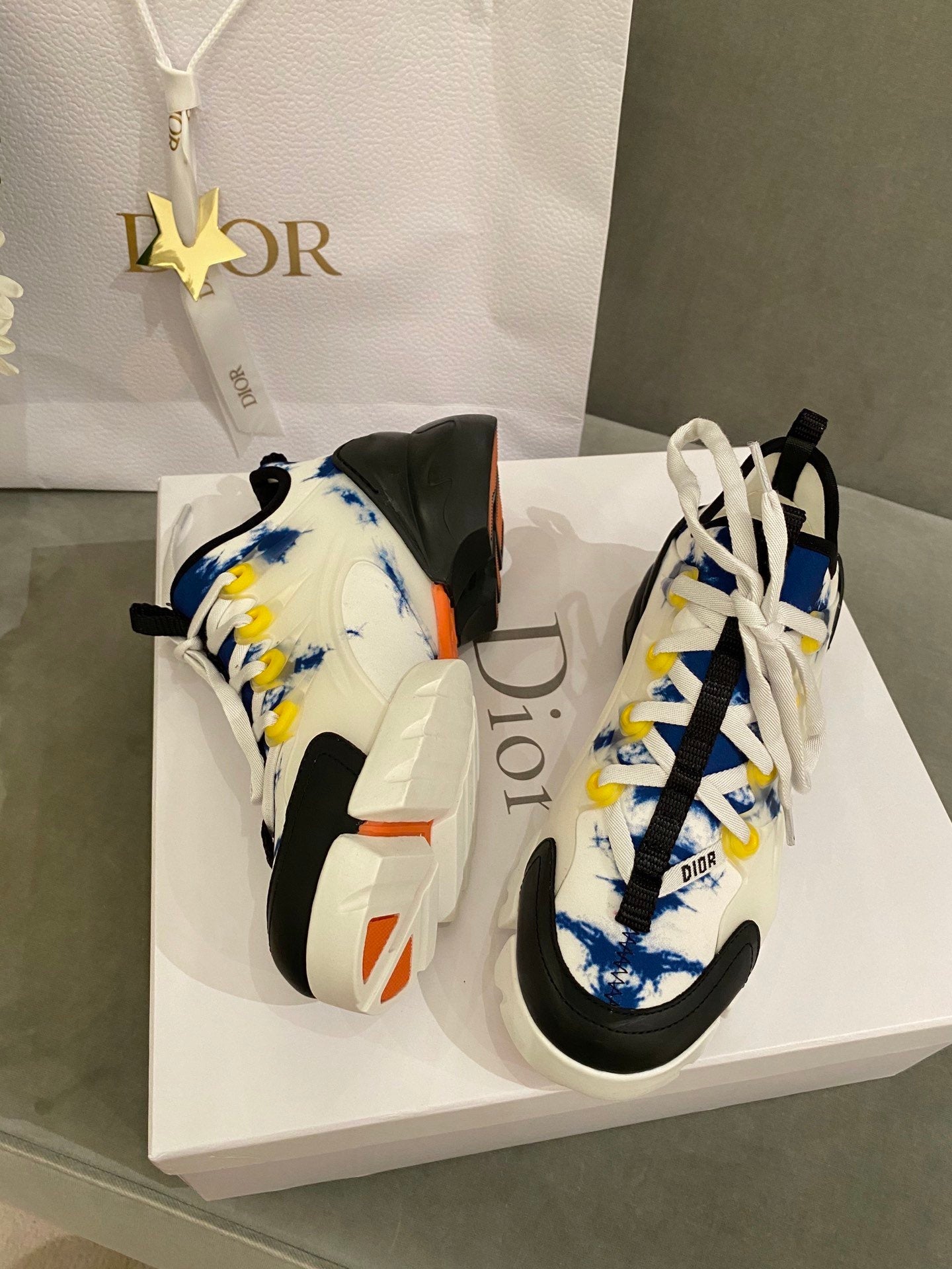 CHD Sneakers  D - Connect