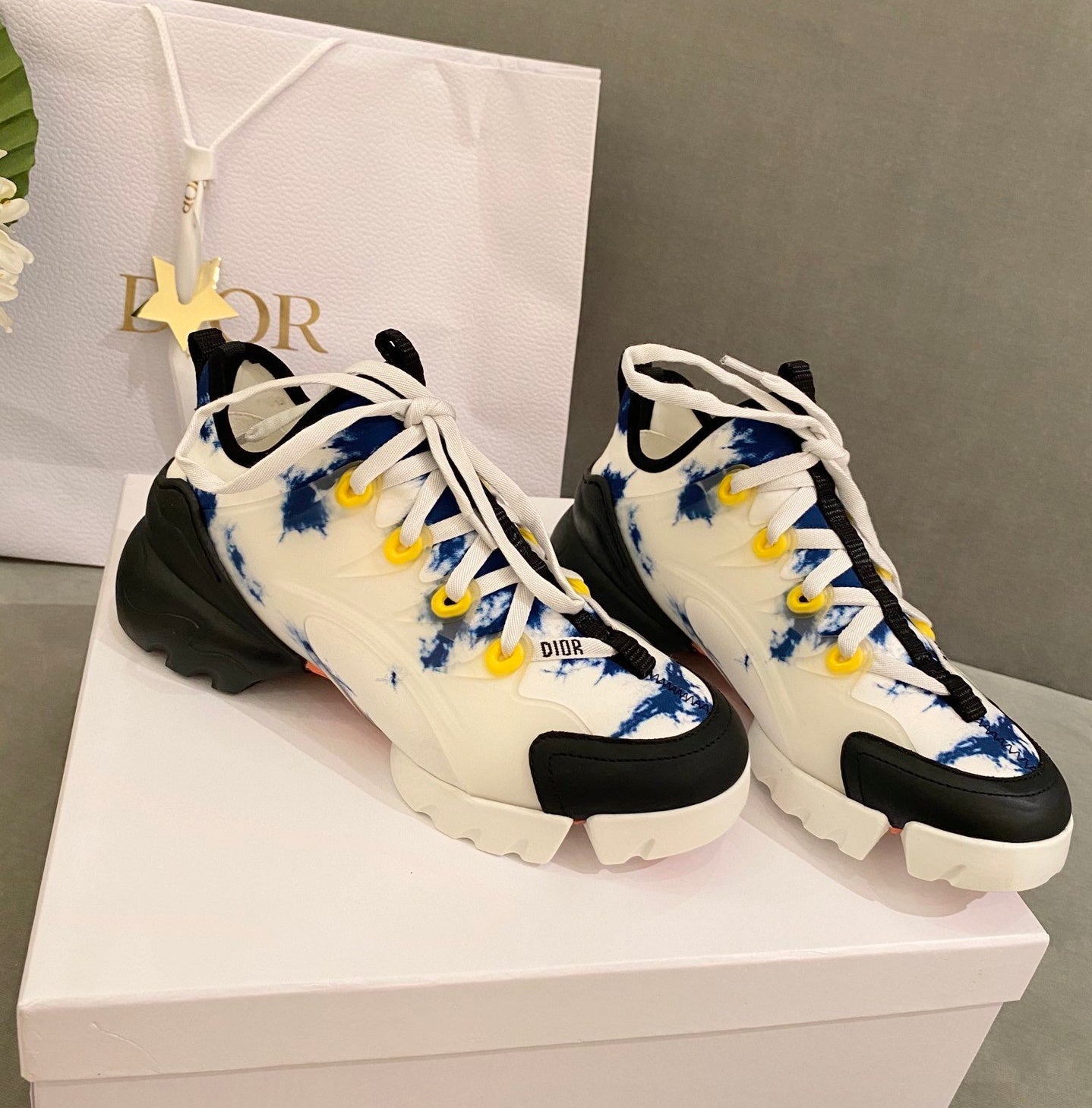 CHD Sneakers  D - Connect