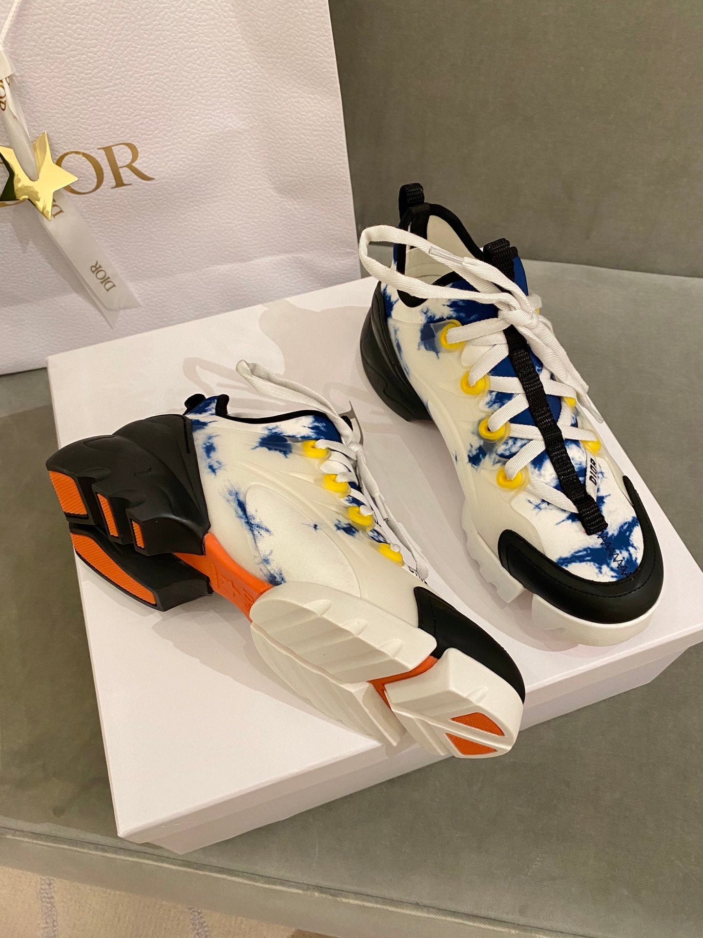 CHD Sneakers  D - Connect