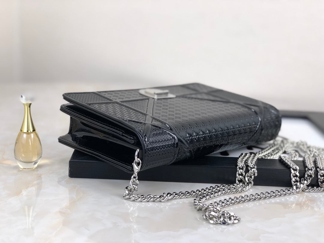 CHD Wallet on Chain Bag 20 cm 3 Color 's