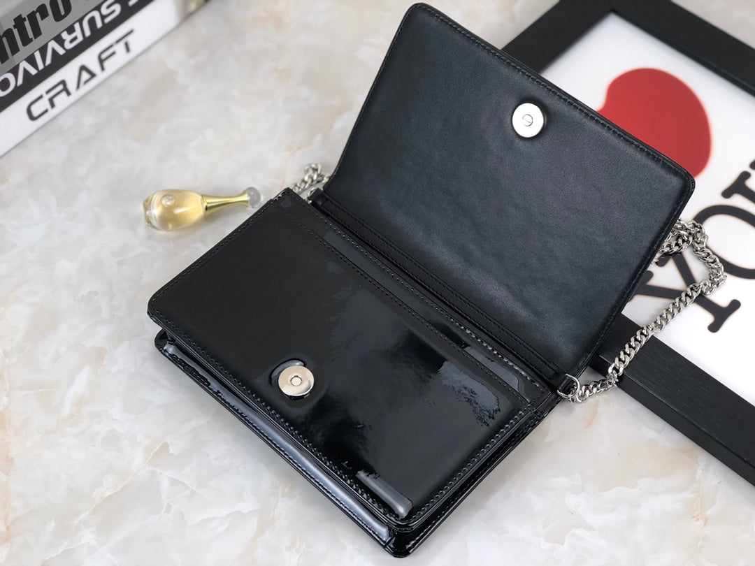CHD Wallet on Chain Bag 20 cm 3 Color 's