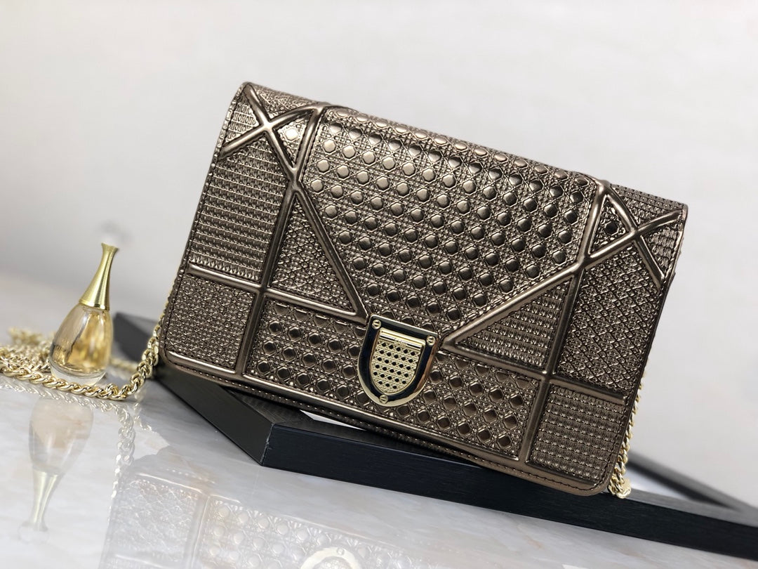 CHD Wallet on Chain Bag 20 cm 3 Color 's