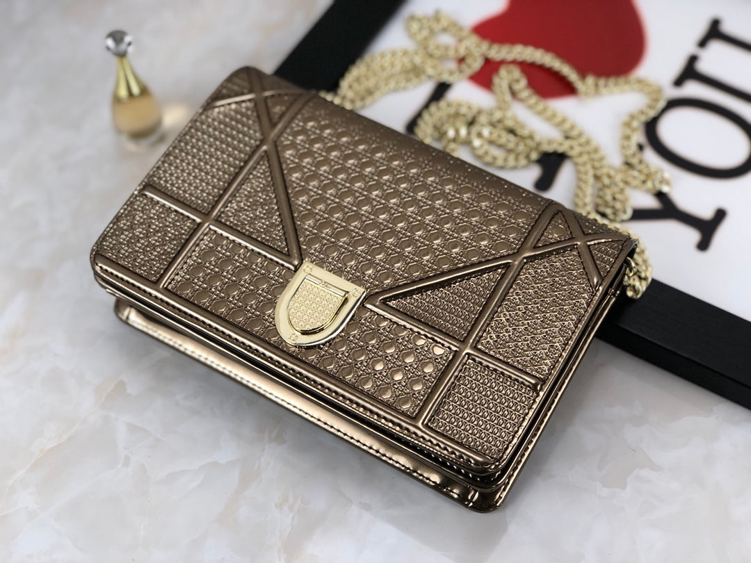 CHD Wallet on Chain Bag 20 cm 3 Color 's