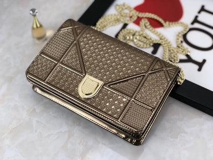 CHD Wallet on Chain Bag 20 cm 3 Color 's