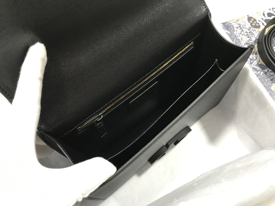 CHD   24 Cm Black