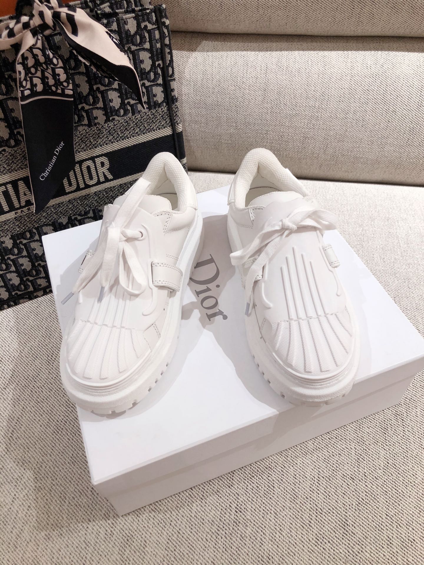 CHD Sneakers Trainers White