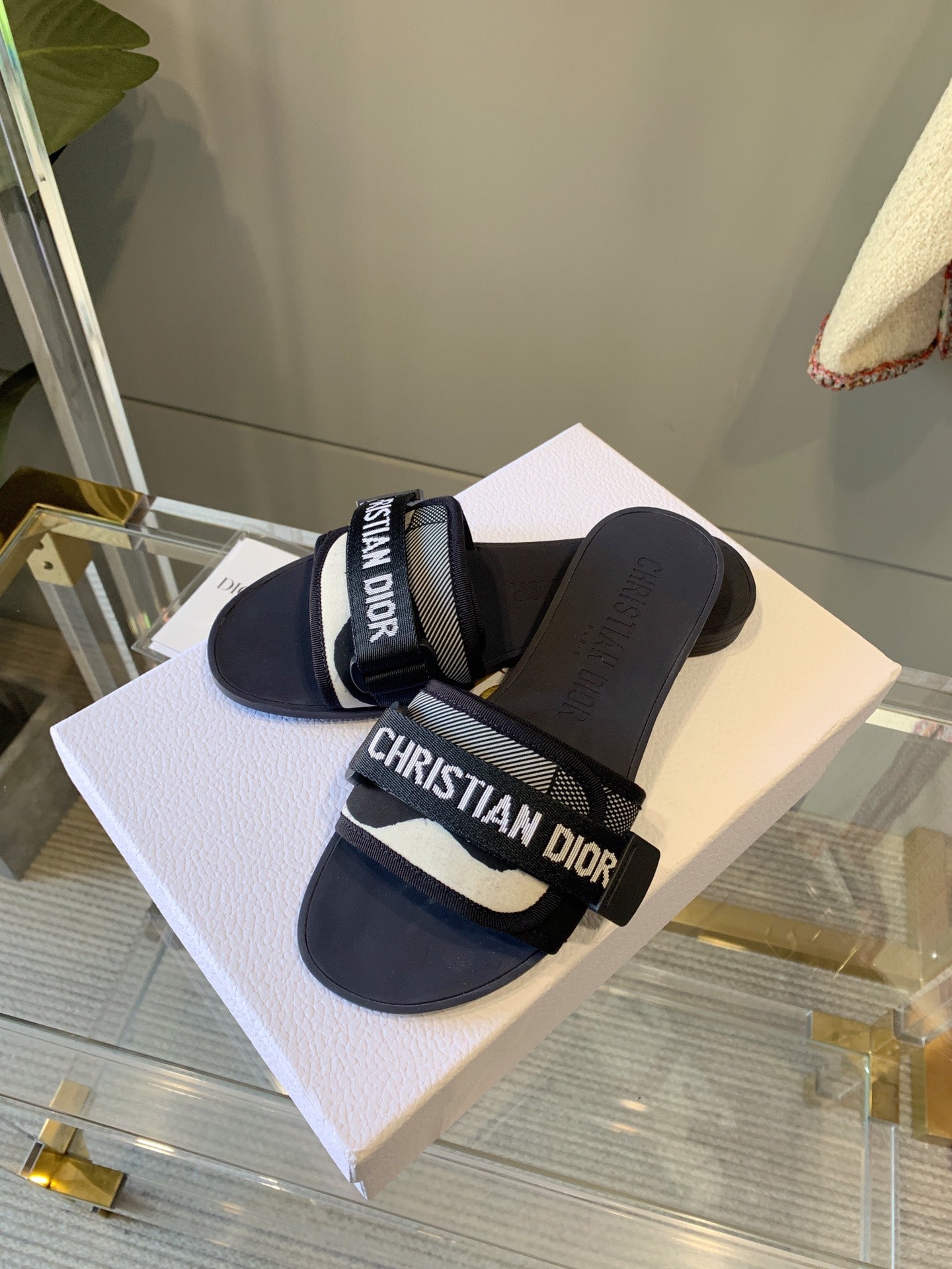 CHD  Slippers  Logo Slide