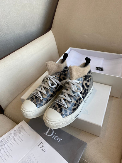 CHD  Walk Sneakers  2 Color