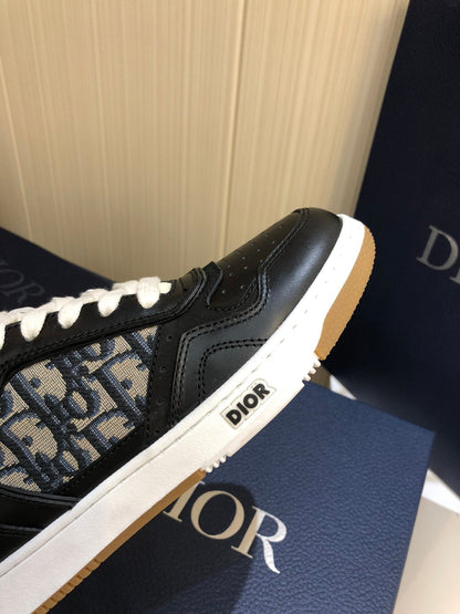 CHD  Sneakers High