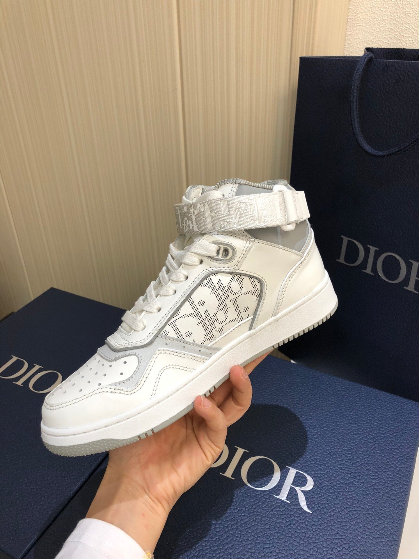 CHD Sneakers High